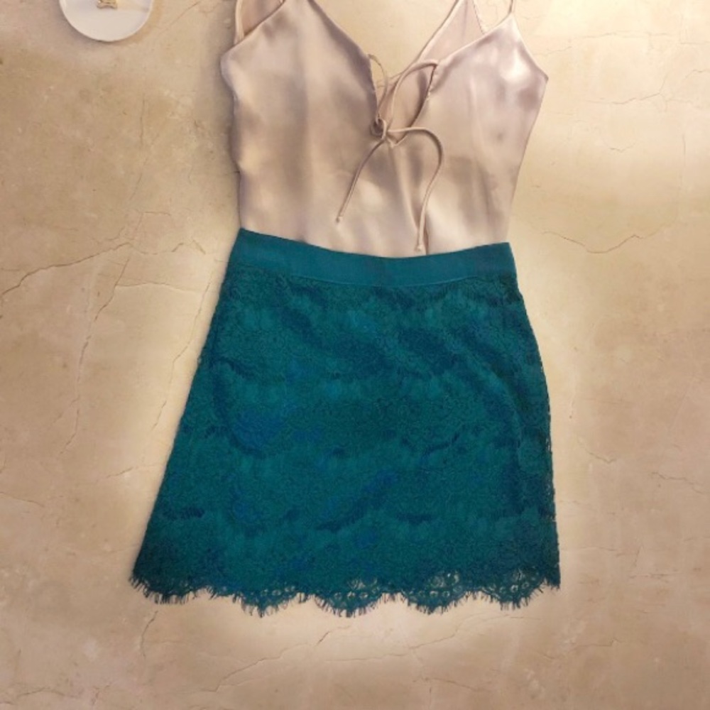 Turquoise pattern skirt